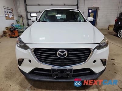 Piąte zdjęcie samochodu w środku: 2016 MAZDA CX-3 SPORT VIN:JM1DKDB74G0140527 - miniatura