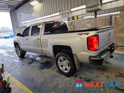 Drugie zdjęcie samochodu z przodu: 2018 CHEVROLET SILVERADO K1500 LTZ VIN:3GCUKSEC2JG256602 - miniatura