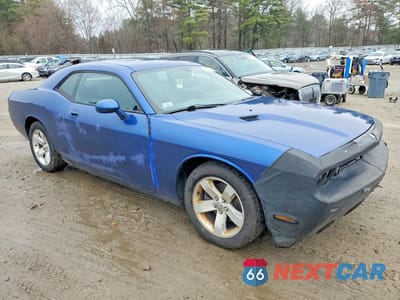 Czwarte zdjęcie samochodu z boku: 2010 DODGE CHALLENGER SE VIN:2B3CJ4DVXAH217738 - miniatura