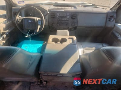 Zdjęcie 8 z 13 samochodu: 2016 FORD F350 SUPER DUTY VIN:1FT8W3AT4GEC31878 - miniatura