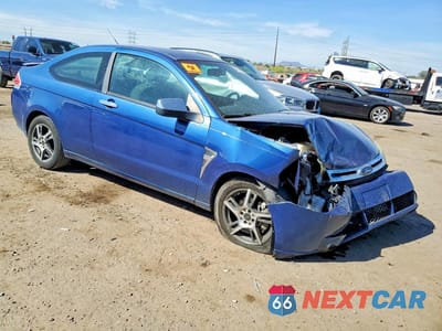 Czwarte zdjęcie samochodu z boku: 2008 FORD FOCUS SE VIN:1FAHP33N58W298387 - miniatura