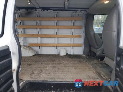 Zdjęcie 11 z 13 samochodu: 2018 GMC SAVANA G2500 VIN:1GTW7AFG5J1902283 - miniatura