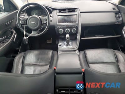 Zdjęcie 8 z 13 samochodu: 2018 JAGUAR E-PACE SE VIN:SADFP2FX1J1Z32911 - miniatura