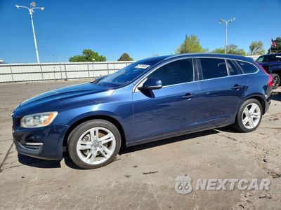2015 VOLVO V60 PREMIER YV1612SK0F1228837 - główne zdjęcie licytacji z USA - miniatura