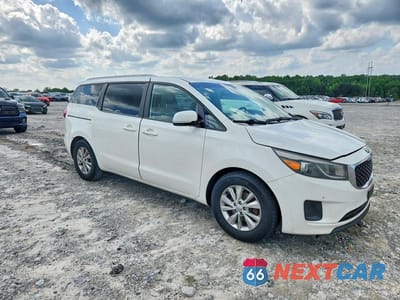 Czwarte zdjęcie samochodu z boku: 2017 KIA SEDONA LX VIN:KNDMB5C12H6313511 - miniatura