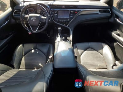 Zdjęcie 8 z 13 samochodu: 2018 TOYOTA CAMRY SE VIN:4T1B11HK3JU038832 - miniatura