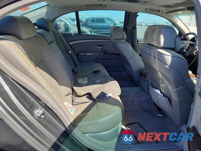 Zdjęcie 10 z 12 samochodu: 2005 BMW 745 LI VIN:WBAGN63565DS57378 - miniatura