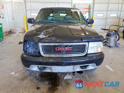Piąte zdjęcie samochodu w środku: 2000 GMC JIMMY / ENVOY VIN:1GKDT13W3Y2226648 - miniatura