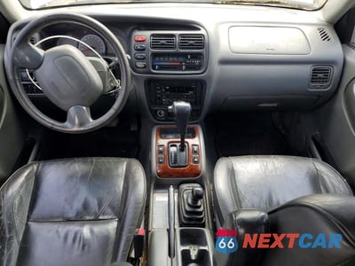 Zdjęcie 8 z 12 samochodu: 2002 SUZUKI XL7 PLUS VIN:JS3TX92V824113049 - miniatura