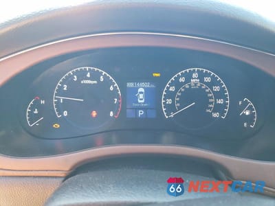 Zdjęcie 9 z 11 samochodu: 2011 HYUNDAI GENESIS 4.6L V8 VIN:KMHGC4DF0BU125910 - miniatura