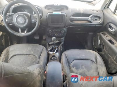 Zdjęcie 8 z 13 samochodu: 2019 JEEP RENEGADE LIMITED VIN:ZACNJBD19KPJ90649 - miniatura