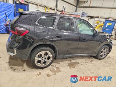 Trzecie zdjęcie samochodu z tyłu: 2025 BMW X1 XDRIVE28I VIN:WBX73EF03S5318200 - miniatura