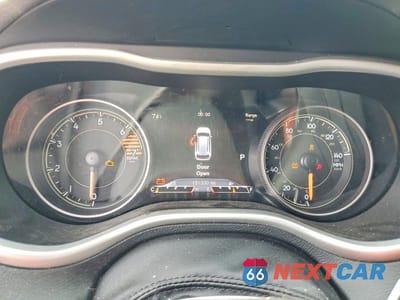 Zdjęcie 9 z 13 samochodu: 2016 JEEP CHEROKEE TRAILHAWK VIN:1C4PJMBB2GW100111 - miniatura