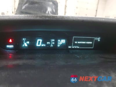 Zdjęcie 9 z 13 samochodu: 2010 TOYOTA PRIUS V VIN:JTDKN3DU4A0071969 - miniatura