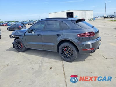 Drugie zdjęcie samochodu z przodu: 2018 PORSCHE MACAN GTS VIN:WP1AG2A50JLB63557 - miniatura
