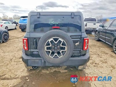 Zdjęcie 6 z 14 samochodu: 2023 FORD BRONCO BASE VIN:1FMDE5DH0PLA95616 - miniatura