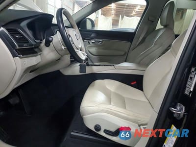 Zdjęcie 7 z 13 samochodu: 2019 VOLVO XC90 T6 MOMENTUM VIN:YV4A22PK4K1420839 - miniatura