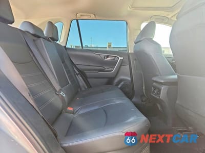 Zdjęcie 10 z 12 samochodu: 2025 TOYOTA RAV4 XLE PREMIUM VIN:JTMB6RFV5SD166282 - miniatura