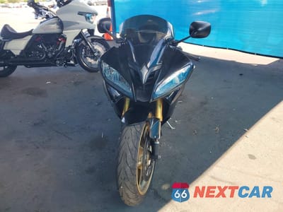 Drugie zdjęcie samochodu z przodu: 2009 YAMAHA YZFR6 C VIN:JYARJ16Y79A003259 - miniatura