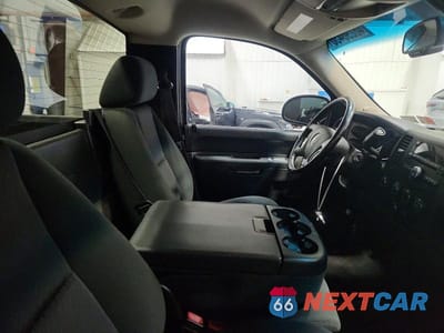 Zdjęcie 10 z 12 samochodu: 2013 GMC SIERRA K2500 SLE VIN:1GT020C86DF147101 - miniatura