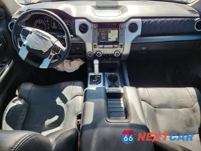 Zdjęcie 8 z 13 samochodu: 2019 TOYOTA TUNDRA PLATINUM VIN:5TFAY5F17KX811797 - miniatura