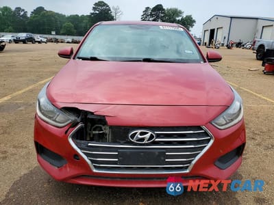 Piąte zdjęcie samochodu w środku: 2021 HYUNDAI ACCENT SE VIN:3KPC24A69ME137825 - miniatura
