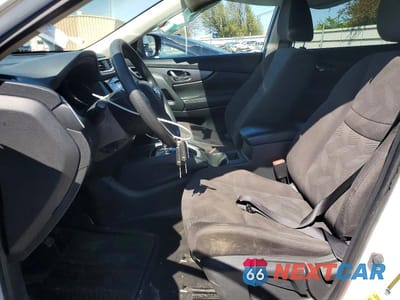 Zdjęcie 7 z 12 samochodu: 2016 NISSAN ROGUE S VIN:KNMAT2MVXGP622474 - miniatura