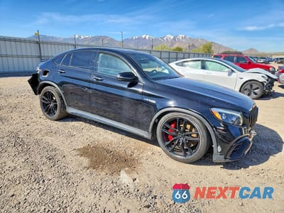 Czwarte zdjęcie samochodu z boku: 2019 MERCEDES-BENZ GLC COUPE 63 S 4MATIC AMG VIN:WDC0J8KB2KF555195 - miniatura