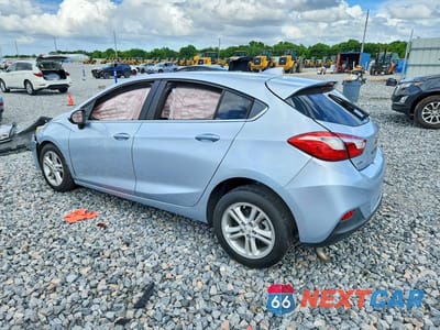Drugie zdjęcie samochodu z przodu: 2018 CHEVROLET CRUZE LT VIN:3G1BE6SM5JS542274 - miniatura