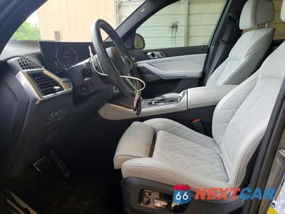Zdjęcie 7 z 14 samochodu: 2024 BMW X5 XDRIVE40I VIN:5UX23EU09R9S91225 - miniatura