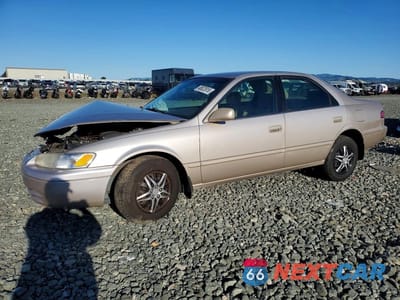 1999 TOYOTA CAMRY CE 4T1BG22K6XU522385 - główne zdjęcie licytacji z USA - miniatura