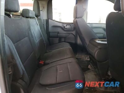 Zdjęcie 10 z 12 samochodu: 2019 CHEVROLET SILVERADO C1500 VIN:1GCRWAEH5KZ311352 - miniatura