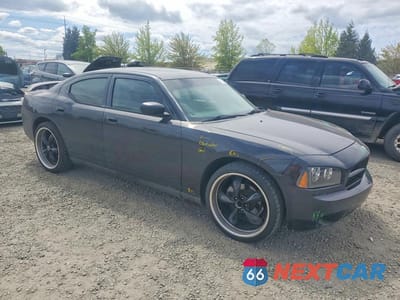 Czwarte zdjęcie samochodu z boku: 2008 DODGE CHARGER VIN:2B3KA43R88H246004 - miniatura