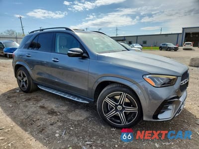 Czwarte zdjęcie samochodu z boku: 2026 MERCEDES-BENZ GLE 450 4MATIC VIN:4JGFB5KB2TB543418 - miniatura