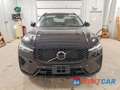 Piąte zdjęcie samochodu w środku: 2026 VOLVO XC60 ULTRA VIN:YV4H60RM1T1414987 - miniatura