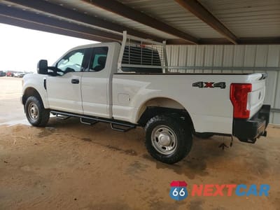 Drugie zdjęcie samochodu z przodu: 2017 FORD F250 SUPER DUTY VIN:1FT7X2B64HEE84390 - miniatura
