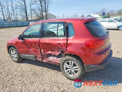 Drugie zdjęcie samochodu z przodu: 2014 VOLKSWAGEN TIGUAN S VIN:WVGBV3AX5EW012944 - miniatura