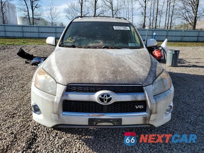 Piąte zdjęcie samochodu w środku: 2011 TOYOTA RAV4 VIN:2T3DK4DV9BW042626 - miniatura