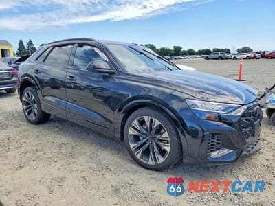 Czwarte zdjęcie samochodu z boku: 2025 AUDI Q8 PREMIUM PLUS VIN:WA1BVBF17SD019107 - miniatura
