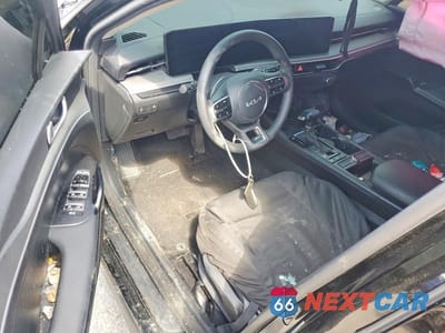 Zdjęcie 8 z 12 samochodu: 2025 KIA K5 LXS VIN:KNAG24J7XS5271162 - miniatura
