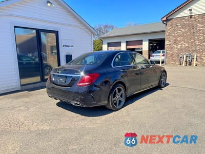 Trzecie zdjęcie samochodu z tyłu: 2015 MERCEDES-BENZ C 400 4MATIC VIN:55SWF6GB7FU015154 - miniatura
