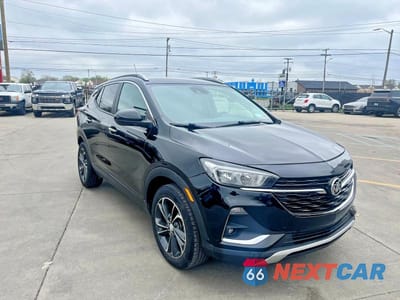 2020 BUICK ENCORE GX SELECT KL4MMDSL2LB096513 - główne zdjęcie licytacji z USA - miniatura