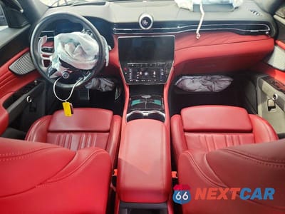 Zdjęcie 8 z 13 samochodu: 2023 MASERATI GRECALE MODENA VIN:ZN682AVM7P7408963 - miniatura