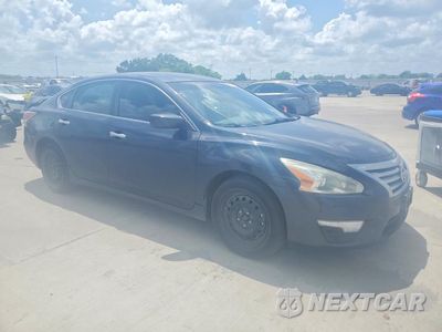 Czwarte zdjęcie samochodu z boku: 2014 NISSAN ALTIMA 2.5 S VIN:1N4AL3AP7EN345793 - miniatura