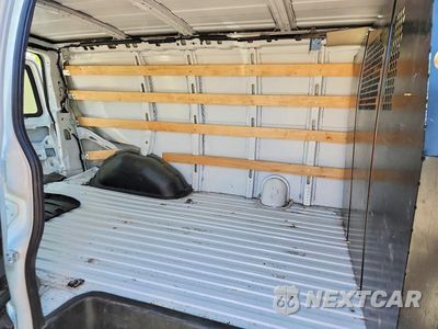 Zdjęcie 11 z 13 samochodu: 2023 GMC SAVANA G2500 VIN:1GTW7AFP2P1201855 - miniatura
