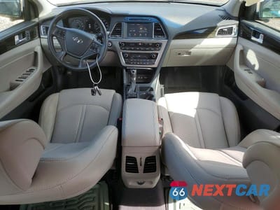 Zdjęcie 8 z 13 samochodu: 2017 HYUNDAI SONATA HYBRID LIMITED VIN:KMHE34L14HA050975 - miniatura