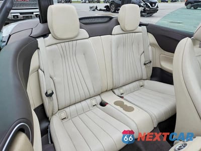 Zdjęcie 10 z 13 samochodu: 2018 MERCEDES-BENZ E 400 VIN:WDD1K6FB4JF035414 - miniatura