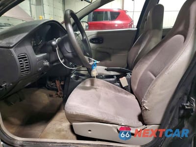 Zdjęcie 7 z 13 samochodu: 2002 SATURN SL1 VIN:1G8ZH54862Z257153 - miniatura