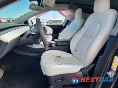 Zdjęcie 7 z 13 samochodu: 2023 TESLA MODEL Y VIN:7SAYGDEE6PF615967 - miniatura