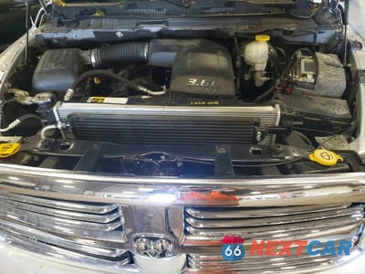 Zdjęcie 11 z 12 samochodu: 2018 RAM 1500 SLT VIN:1C6RR7GG6JS310532 - miniatura